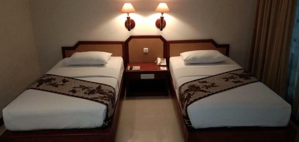 Hotel Baron Indah Solo Eksteriør billede